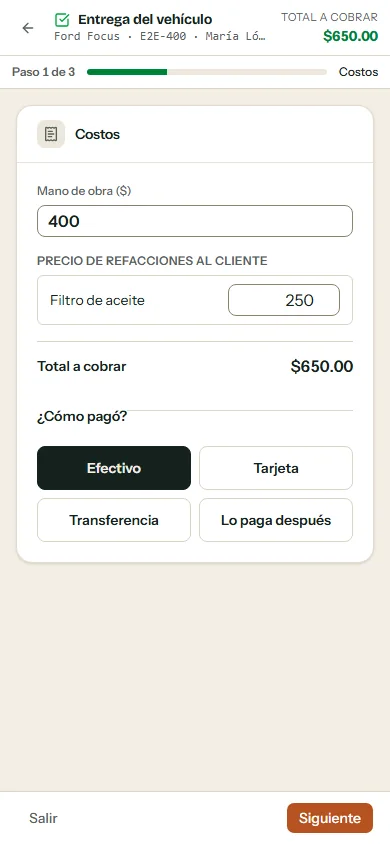 Pantalla de entrega del vehículo con el total a cobrar y las formas de pago: efectivo, tarjeta, transferencia o lo paga después.